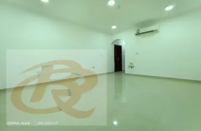 Apartment - 2 Bedrooms - 2 Bathrooms for rent in Abdul Rahman Bin Jassim Street - Mesaieed Road - Al Wakra