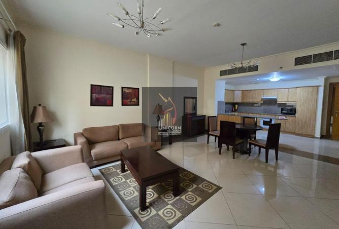 985705 - Property Image 3