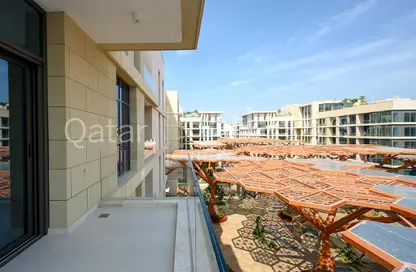 Apartment - 2 Bedrooms - 3 Bathrooms for rent in Gewan Island - The Pearl Island - Doha