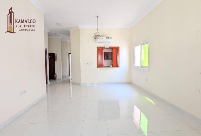 928657 - Property Image 2