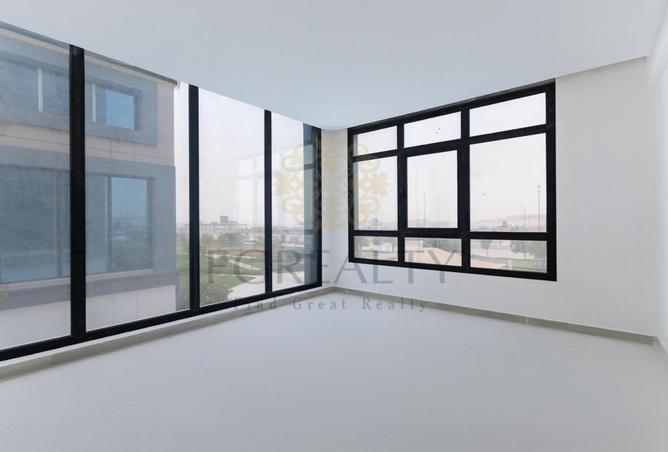 962393 - Property Image 3