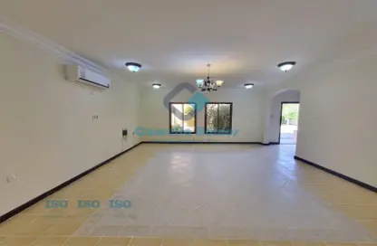 Empty Room image for: Villa - 3 Bedrooms - 3 Bathrooms for rent in Al Hamraa Street - Al Thumama - Doha, Image 1