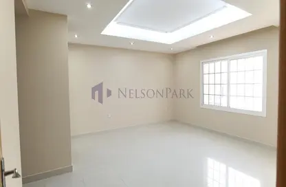 مجمع سكني - 4 غرف نوم - 5 حمامات للايجار في شارع الوعب - الوعب - الدوحة