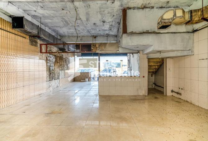 943738 - Property Image 3