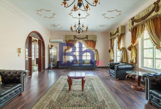 964265 - Property Image 2