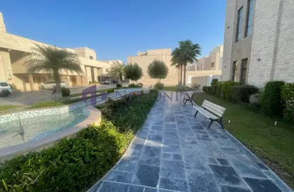 Compound - 5 Bedrooms - 7 Bathrooms for rent in Mamoura 18 - Al Maamoura - Doha