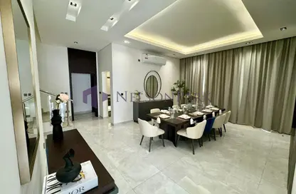 Villa - 5 Bedrooms - 6 Bathrooms for rent in Al Hamraa Street - Al Thumama - Doha