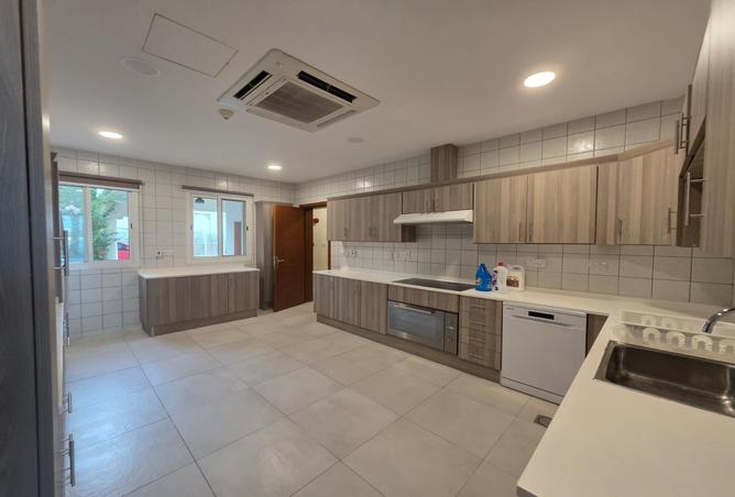 937981 - Property Image 2