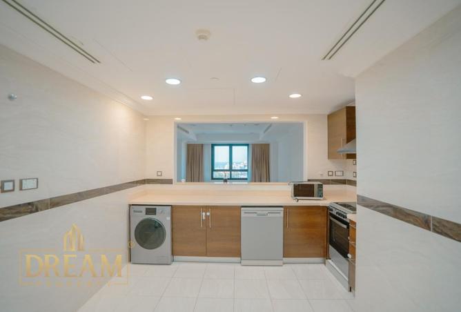 943207 - Property Image 2