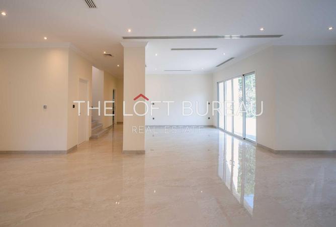 903247 - Property Image 2