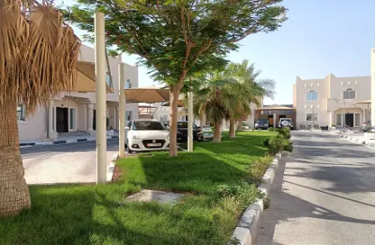 Outdoor Building image for: Villa - 3 Bedrooms - 3 Bathrooms for rent in Souk Al gharaffa - Al Gharrafa - Doha, Image 1