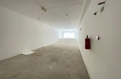 Shop - Studio - 1 Bathroom for rent in Al Hitmi - Al Hitmi - Doha