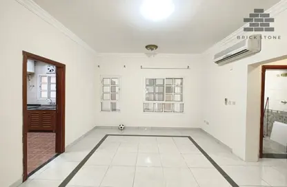 Apartment - 1 Bedroom - 1 Bathroom for rent in EB15 - Doha Al Jadeed - Doha