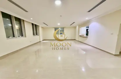 Apartment - 4 Bedrooms - 5 Bathrooms for rent in Old Airport Residential Apartments - Old Airport Road - Doha