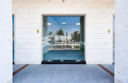 Shop - Studio - 1 Bathroom for rent in Tadmur Street - Old Airport Road - Doha