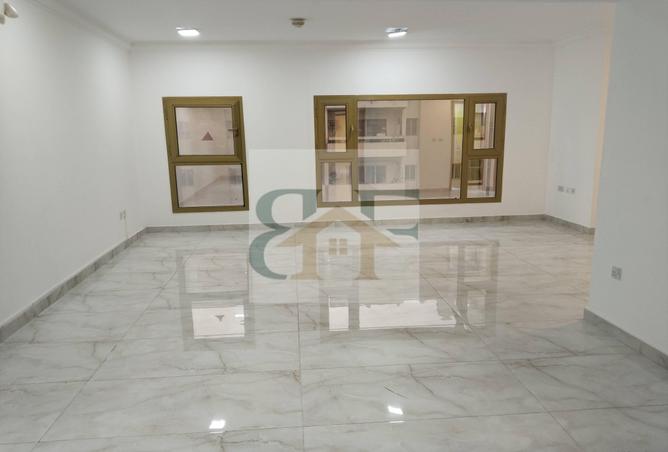 1003511 - Property Image 2