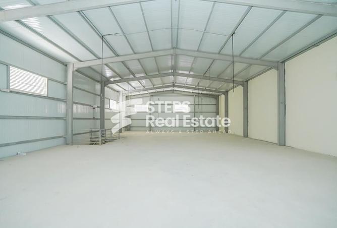 933510 - Property Image 3