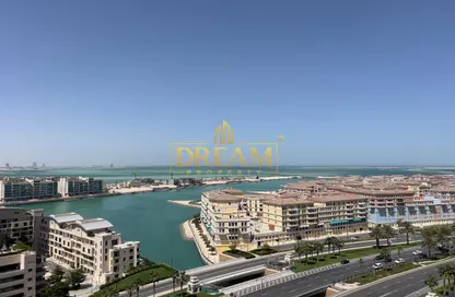 Apartment - 3 Bedrooms - 5 Bathrooms for rent in One Porto Arabia - Porto Arabia - The Pearl Island - Doha