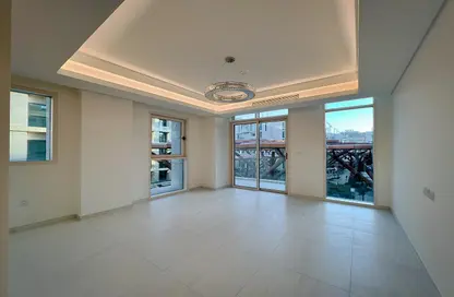 Apartment - 1 Bedroom - 2 Bathrooms for rent in Gewan Island - The Pearl Island - Doha