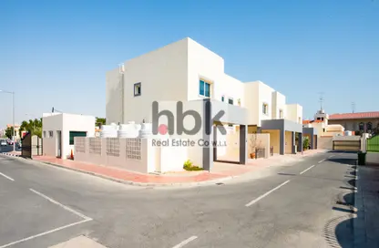 Outdoor Building image for: Compound - 3 Bedrooms - 3 Bathrooms for rent in Al Nasr Street - Al Nasr - Doha, Image 1