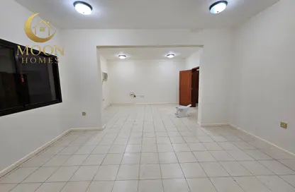 Apartment - 3 Bedrooms - 3 Bathrooms for rent in Al Mansoura - Al Mansoura - Doha Apartment - 3 Bedrooms - 3 Bathrooms for rent in Al Mansoura - Al Mansoura - Doha