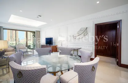 Apartment - 2 Bedrooms - 3 Bathrooms for sale in The St. Regis Marsa Arabia Island - Marsa Arabia - The Pearl Island - Doha