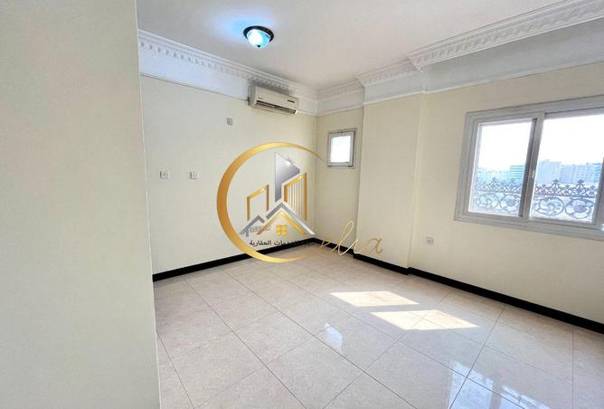 968213 - Property Image 3