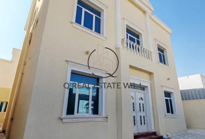 968359 - Property Image 2