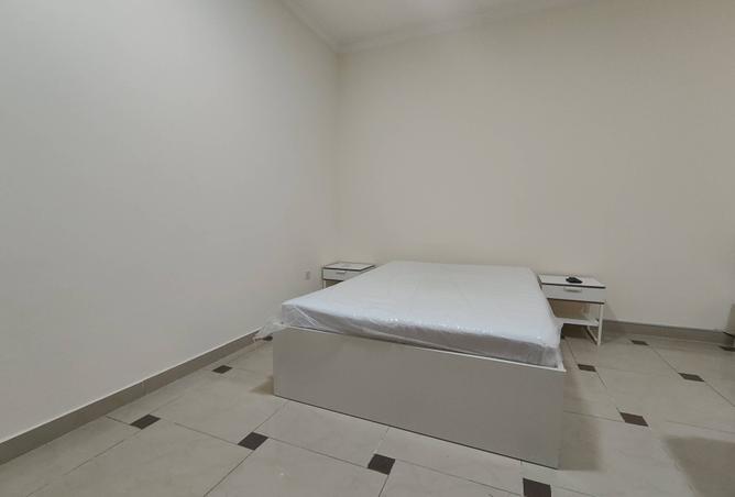 952468 - Property Image 3