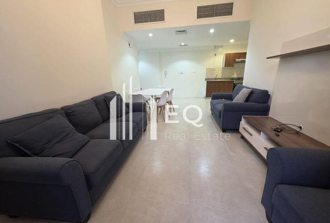 952191 - Property Image 2