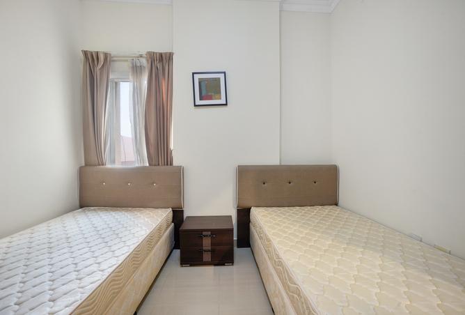 951525 - Property Image 2