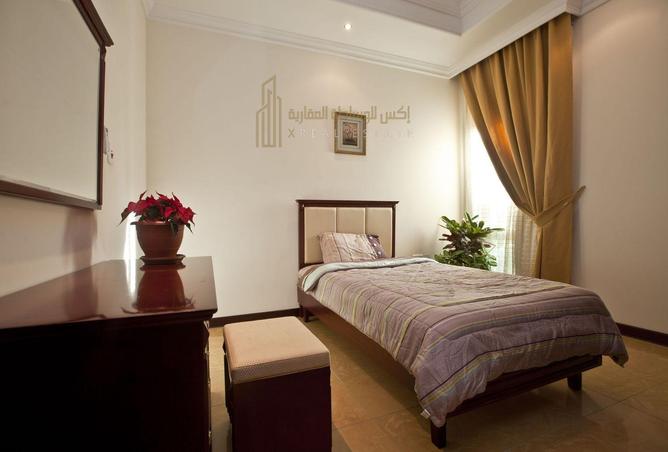 1000470 - Property Image 3