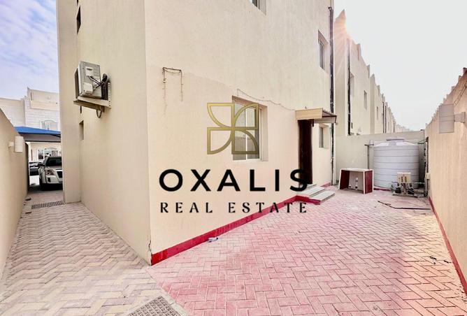 983876 - Property Image 3