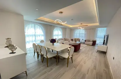 Living / Dining Room image for: Penthouse - 3 Bedrooms - 4 Bathrooms for rent in C-Ring - Doha, Image 1