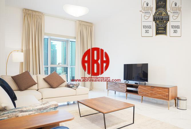Apartment - 1 Bedroom - 2 Bathrooms for rent in Commercial Bank Plaza - West Bay - West Bay - Doha