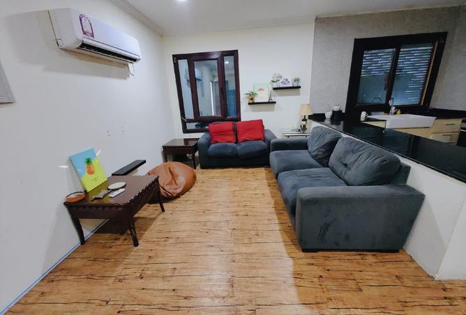 965292 - Property Image 2