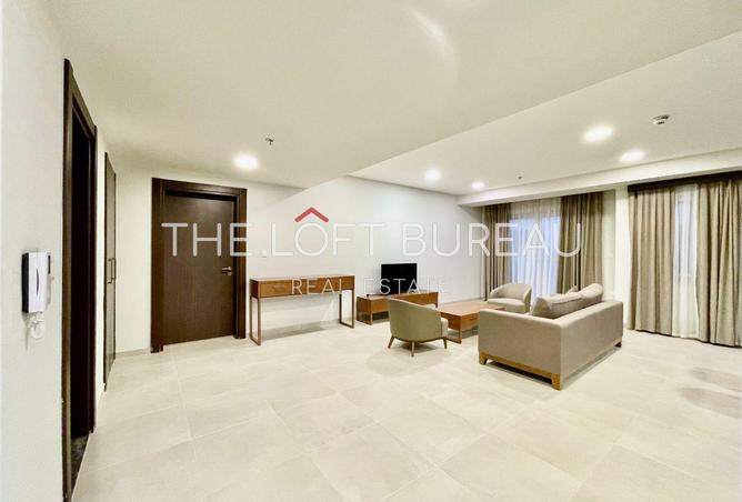 904619 - Property Image 2