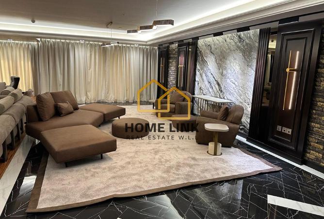 970325 - Property Image 3