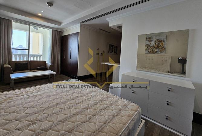 919403 - Property Image 2