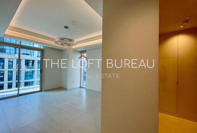 957809 - Property Image 2