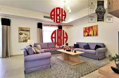 مجمع سكني - 3 غرف نوم - 4 حمامات للايجار في حدائق بالم سيتي - الوعب - الوعب - الدوحة