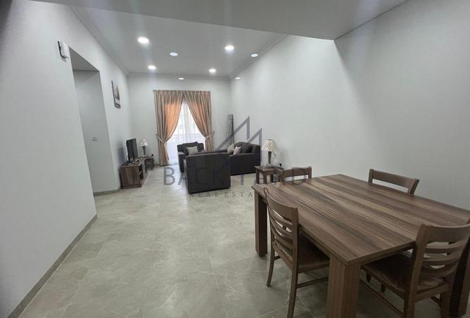 955228 - Property Image 2