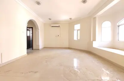 شقة - 2 غرف نوم - 2 حمامات للايجار في بناية عبدالله بن سلطان آل ثاني - الطريق الدائري الثالث - السد - الدوحة