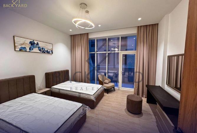 879012 - Property Image 3