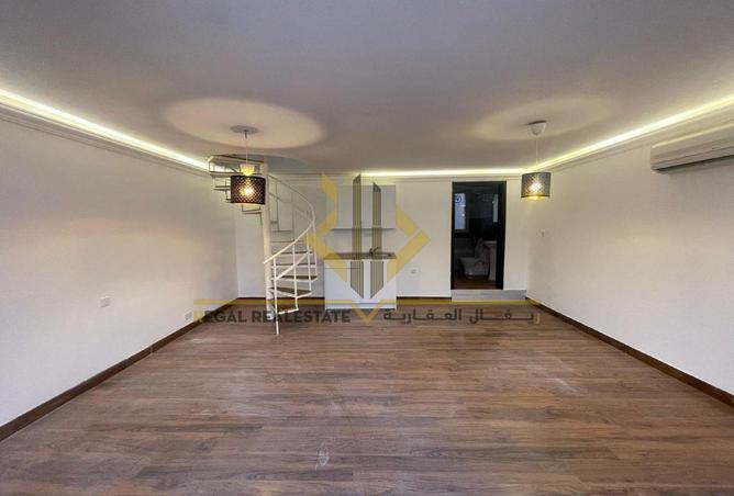 978758 - Property Image 3