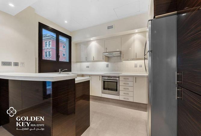 898889 - Property Image 3