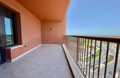 Apartment - 2 Bedrooms - 2 Bathrooms for rent in East Porto Drive - Porto Arabia - The Pearl Island - Doha