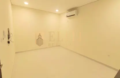 Apartment - Studio - 1 Bathroom for rent in Madinat Khalifa Building 58 - Madinat Khalifa South - Madinat Khalifa - Doha