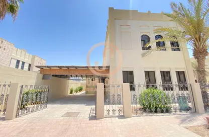 Compound - 5 Bedrooms - 6 Bathrooms for rent in Bin Omran 35 - Fereej Bin Omran - Doha