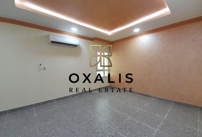 1004921 - Property Image 3